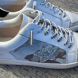 Vintage Havana Low Tops with Silver Star on light camo size 41/11